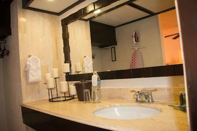 بست وسترن هتل پسادا فریمان زنا درادا