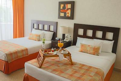 بست وسترن هتل پسادا فریمان زنا درادا