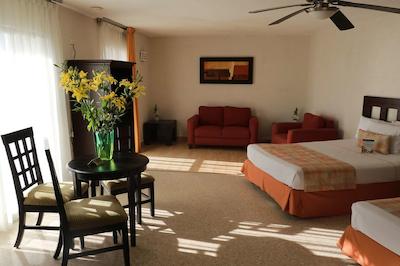 بست وسترن هتل پسادا فریمان زنا درادا