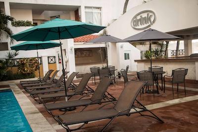 بست وسترن هتل پسادا فریمان زنا درادا