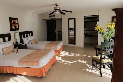 بست وسترن هتل پسادا فریمان زنا درادا