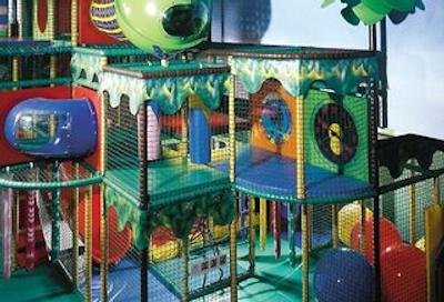 فامیلتل فلدبرجر هف هتل