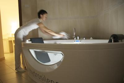 هتل سُورانا