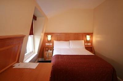 دز این هید پارک