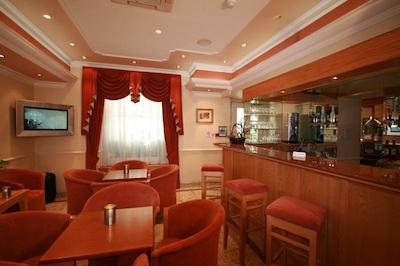 دز این هید پارک