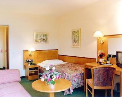 گاردن کرفلد