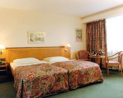 گاردن کرفلد