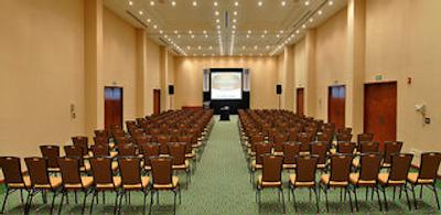 کورتیارد کانکون آیرپرت