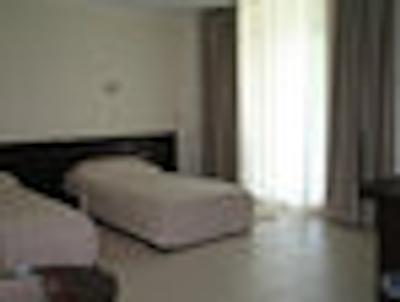 اسپلندید کنفرنس اند اسپا هتل ادولتز اُنلی