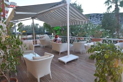 تونز بیچ هتل