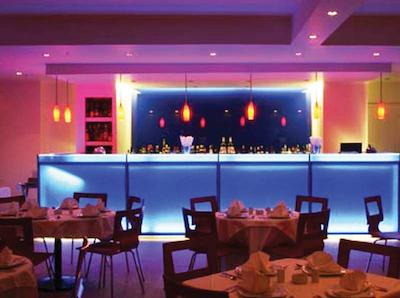 گز هتل کورناواکا