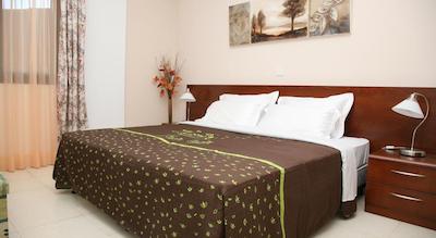 انا اپارتمنتز