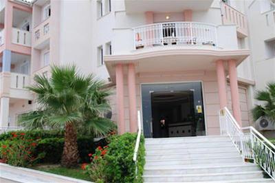 کسنز کامارا بیچ هتل