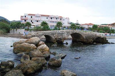 کسنز کامارا بیچ هتل