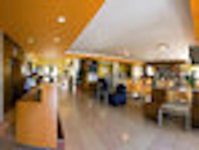 تاسیا ماریز اُاسیز