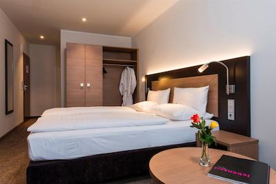 کنکرد استر اند اپاردتل