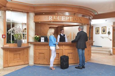 بست وسترن پلاس هتل آلپنهف