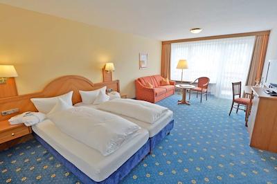 بست وسترن پلاس هتل آلپنهف