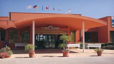 کلوب تر دل بارن