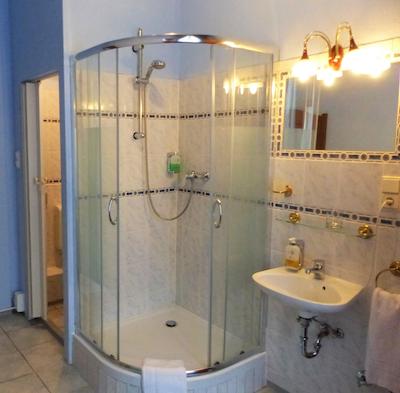 هتل پنشن ساوی