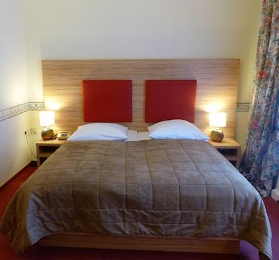 هتل پنشن ساوی