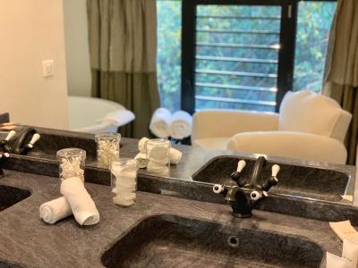 دمین د رابا