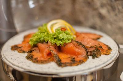 نووم هتل استریجوسکی ولفسبورگ