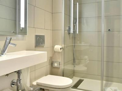 مرکور پاریز گار د لست ماجنتا