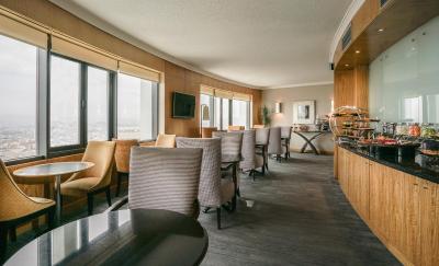 شرایتون هتل اند کانونشن سنتر