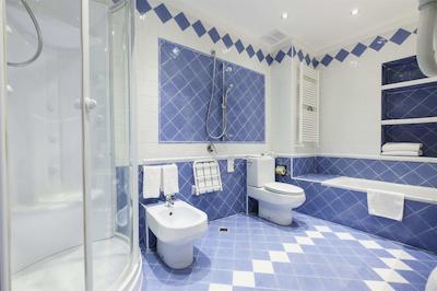 رسیدنس ساکسهی