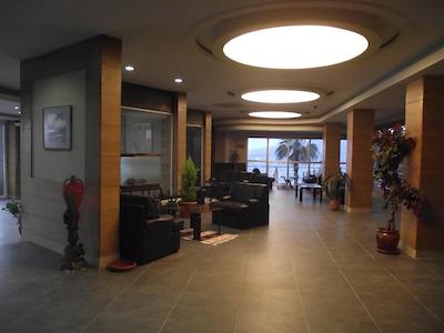 مهتاپ بیچ هتل