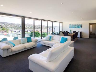 د سبل لاونسستون