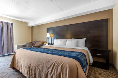 کمفرت این آیرپرت نرد ب