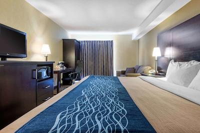 کمفرت این آیرپرت نرد ب