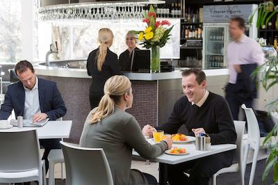 پرمیر هتل اند اپارتمنتز