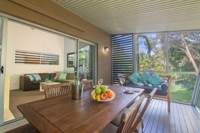 انگوری رینفرست ریزرت