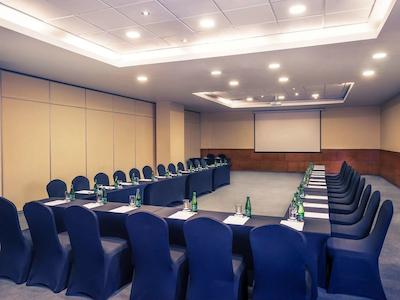 هتل مرکور سانتیاگو سنترو