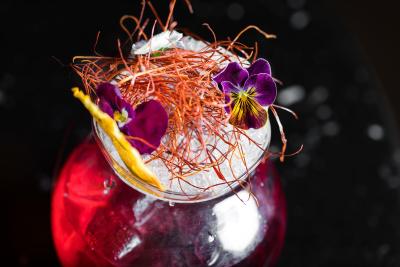 فور اسیسُنز میلانو