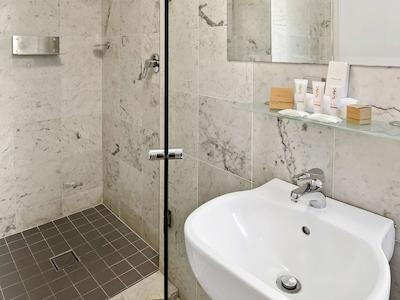 ایبیز استیلز پرت ماککواری هتل