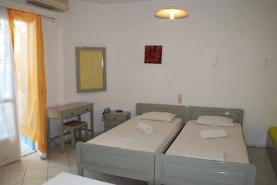 رنیا هتل اپارتمنتز