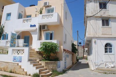 رنیا هتل اپارتمنتز