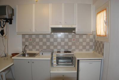 رنیا هتل اپارتمنتز