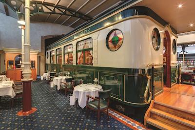 تراولج هتل بانکستون اسیدنی