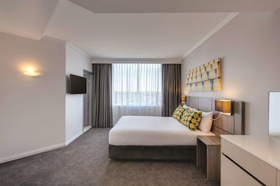 تراولج هتل بانکستون اسیدنی