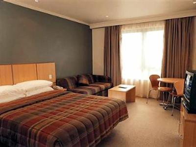 تراولج هتل بانکستون اسیدنی