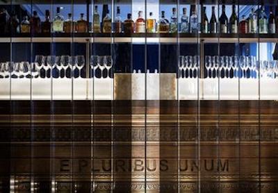 د لگان فیلادلفیا کوریو کالکشن بای هیلتون