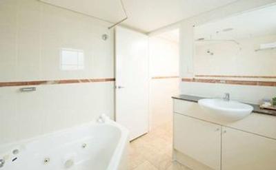 مانترا اُن کنت