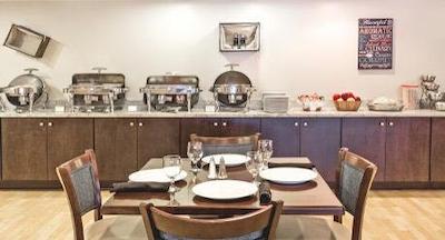 وایندهام گاردن نو اُرلینز آیرپرت