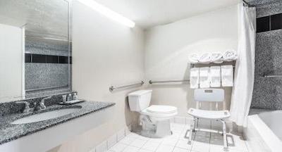 وایندهام گاردن نو اُرلینز آیرپرت