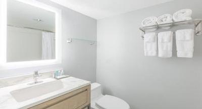 وایندهام گاردن نو اُرلینز آیرپرت